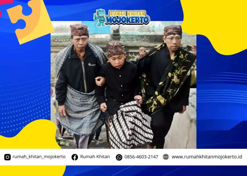 Tradisi Khitan di Indonesia